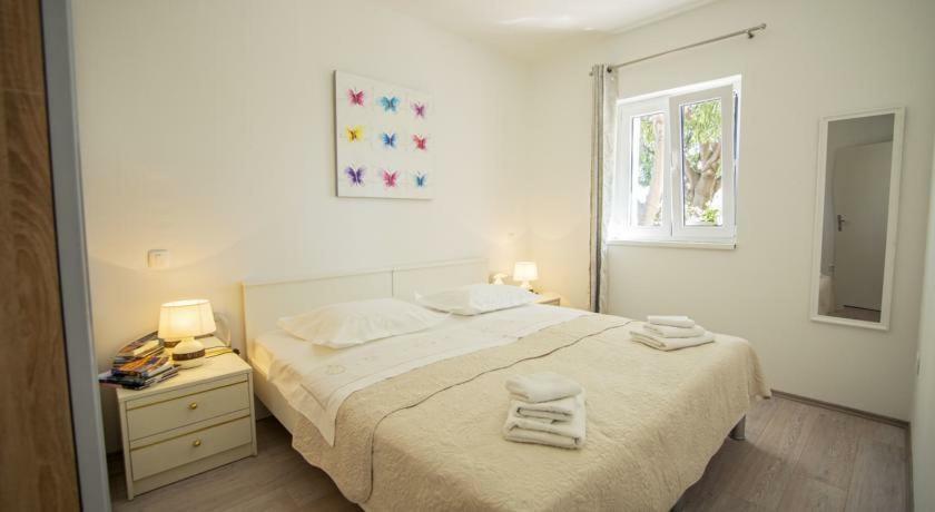 Apartman Neyra 3 Σπλιτ Εξωτερικό φωτογραφία